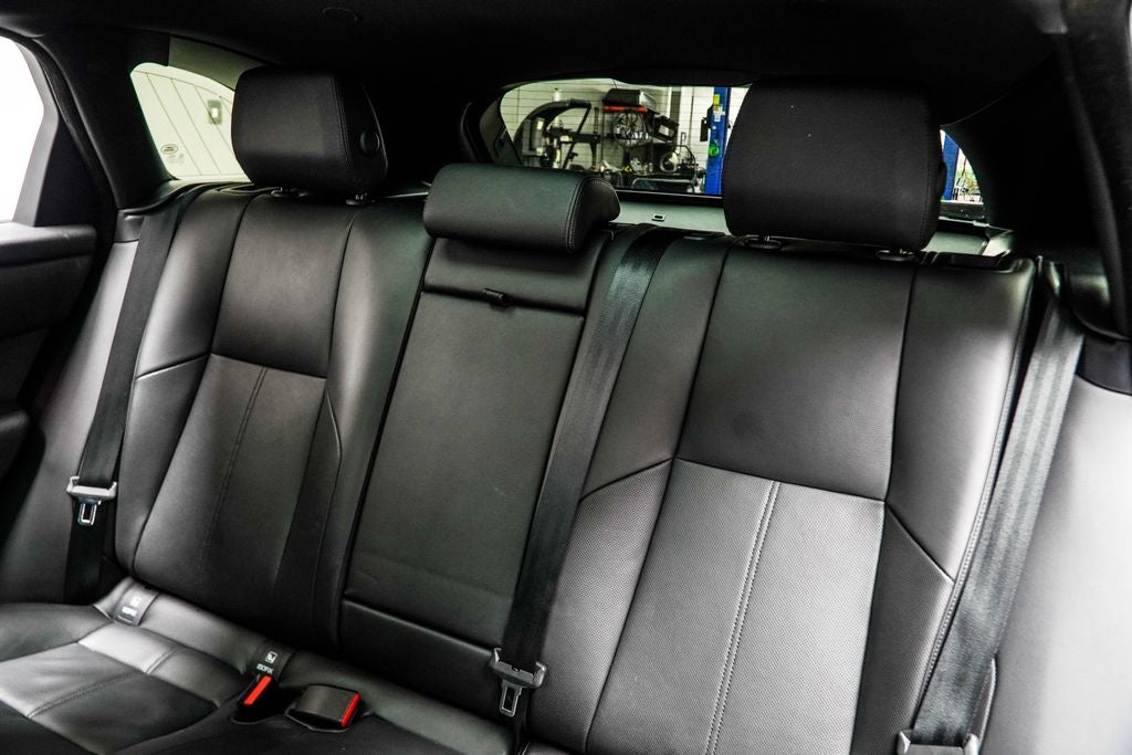 2025 Land Rover Range Rover Velar Dynamic SE