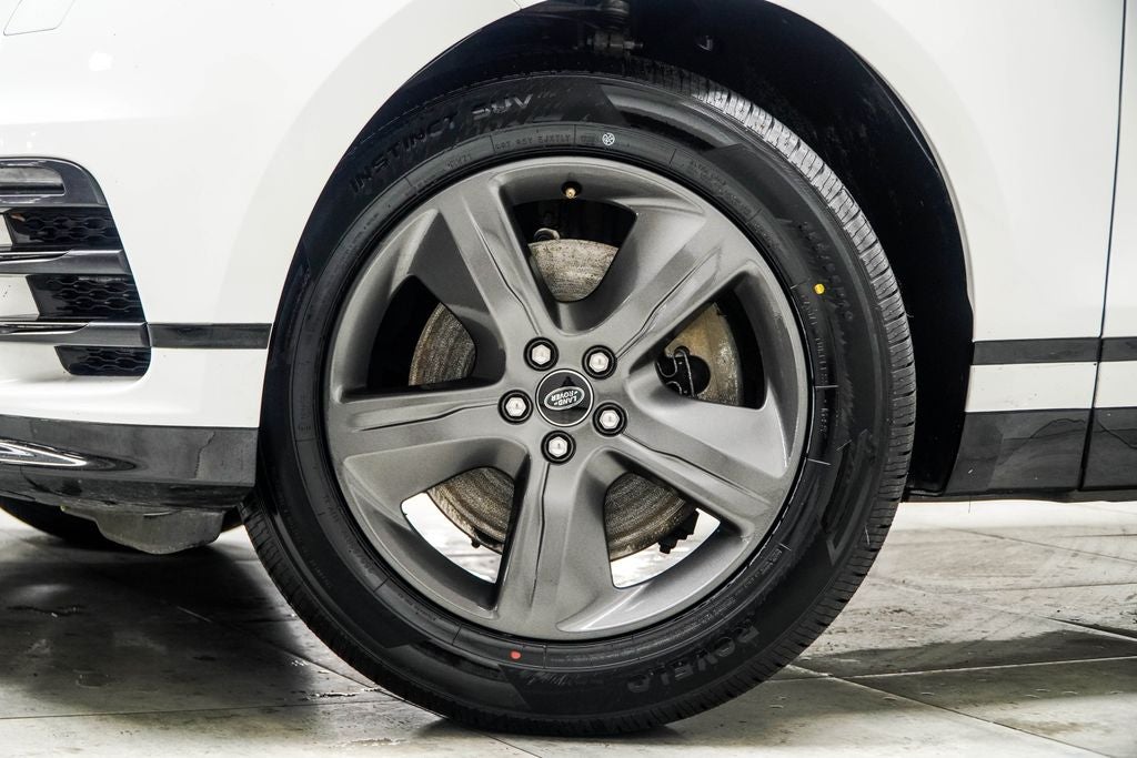 2025 Land Rover Range Rover Velar Dynamic SE