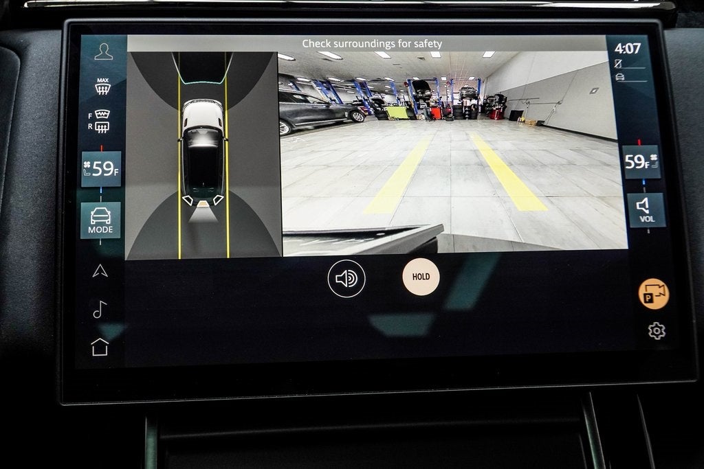 2025 Land Rover Range Rover Velar Dynamic SE