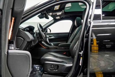 2025 Land Rover Range Rover Velar Dynamic SE