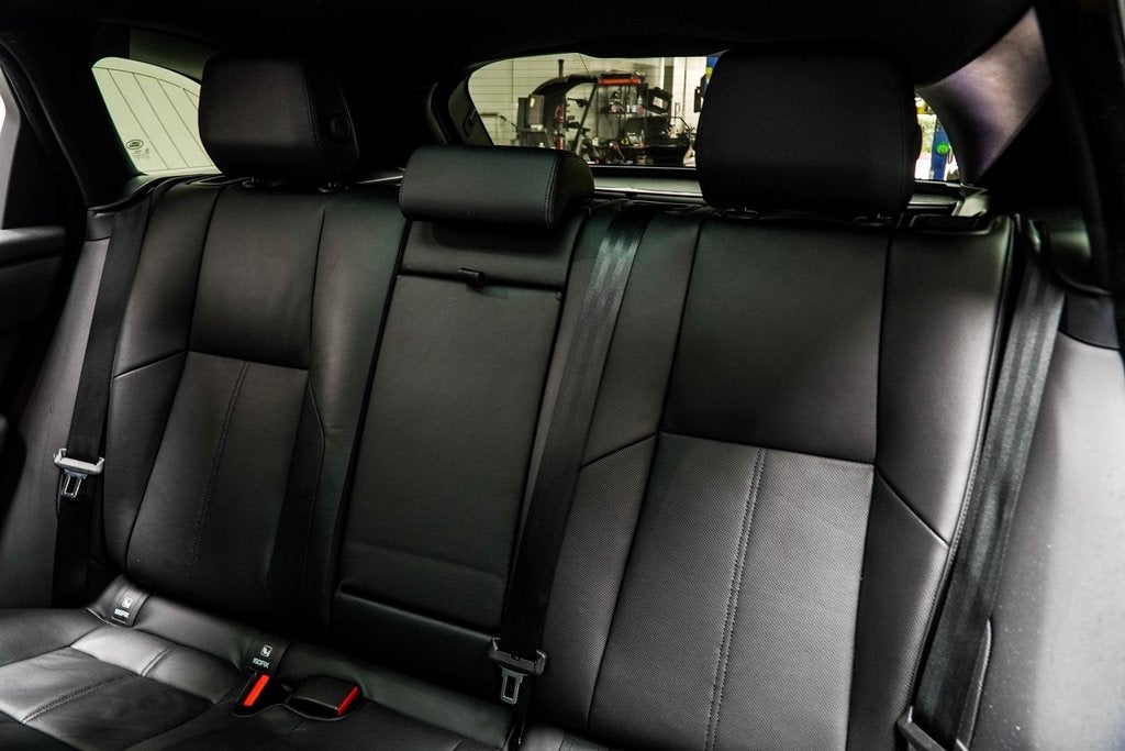 2025 Land Rover Range Rover Velar Dynamic SE