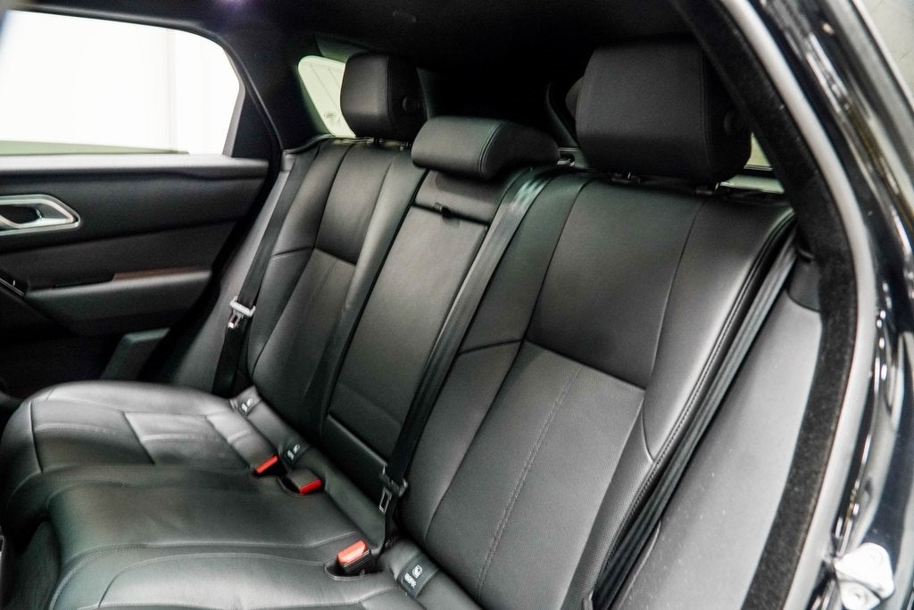 2025 Land Rover Range Rover Velar Dynamic SE