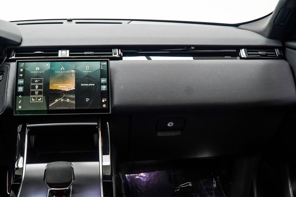 2024 Land Rover Range Rover Velar Dynamic SE
