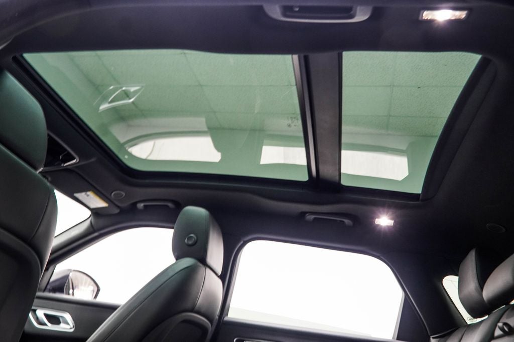 2024 Land Rover Range Rover Velar Dynamic SE