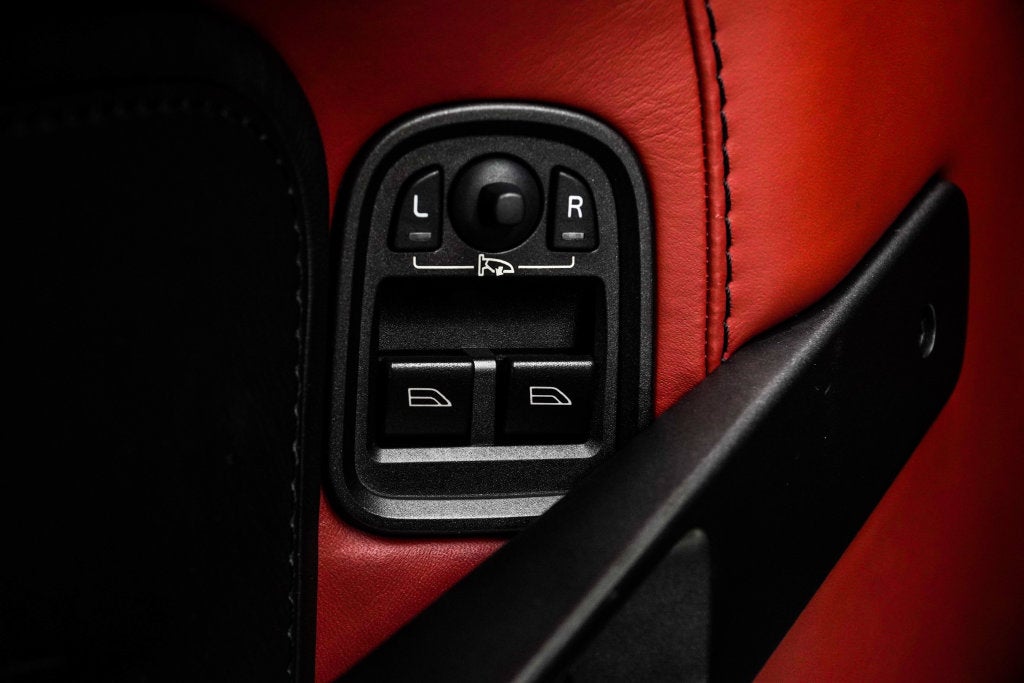 2007 Aston Martin V8 Vantage Base