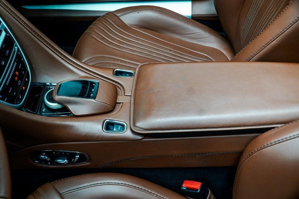 2019 Aston Martin DB11 Volante