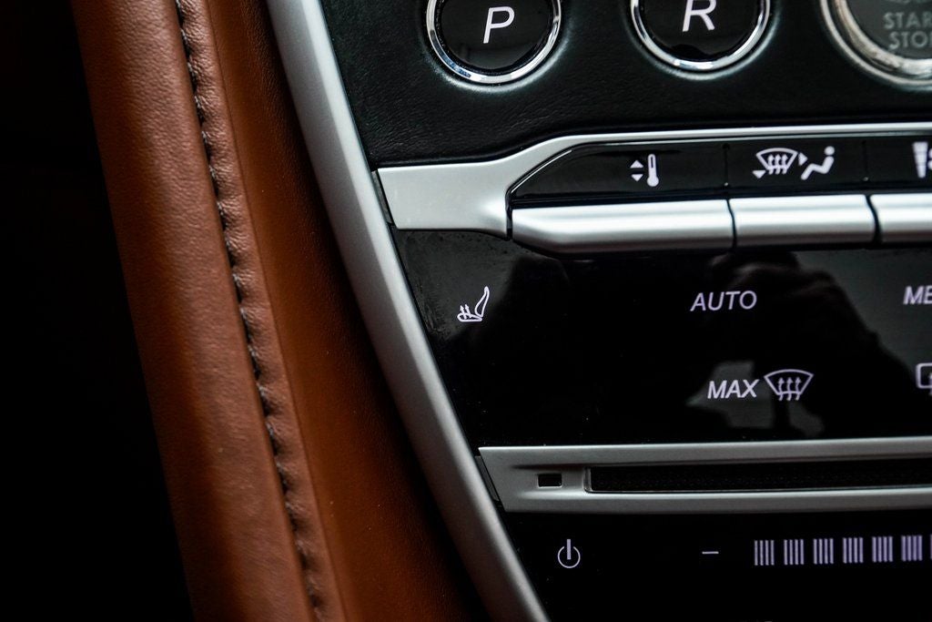 2019 Aston Martin DB11 Volante