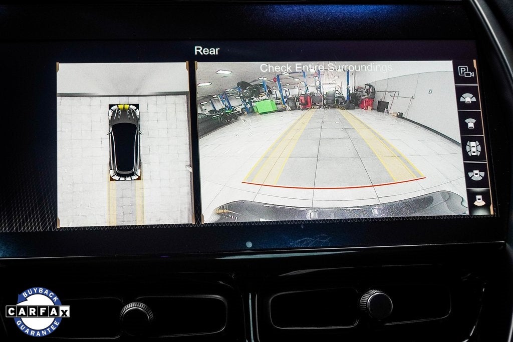 2023 Aston Martin DBX 707