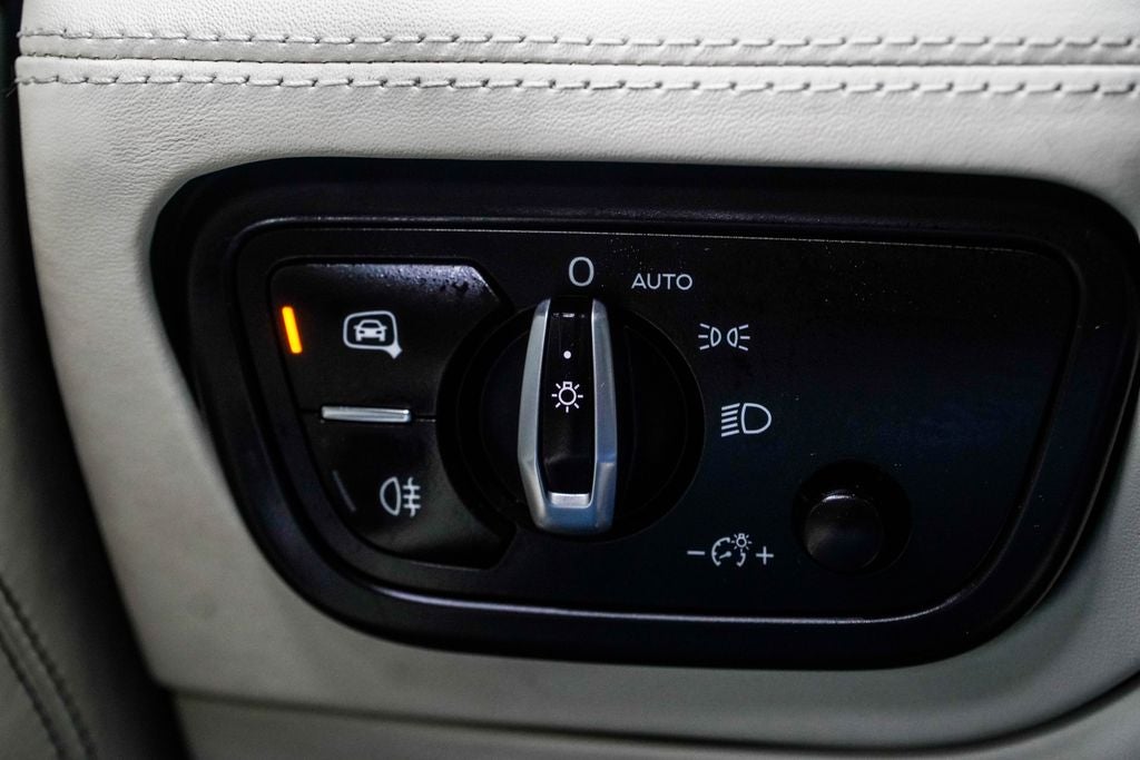 2021 Bentley Bentayga V8