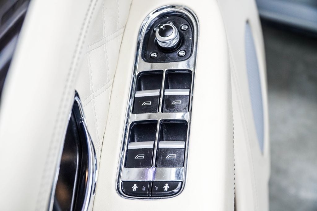 2021 Bentley Bentayga V8