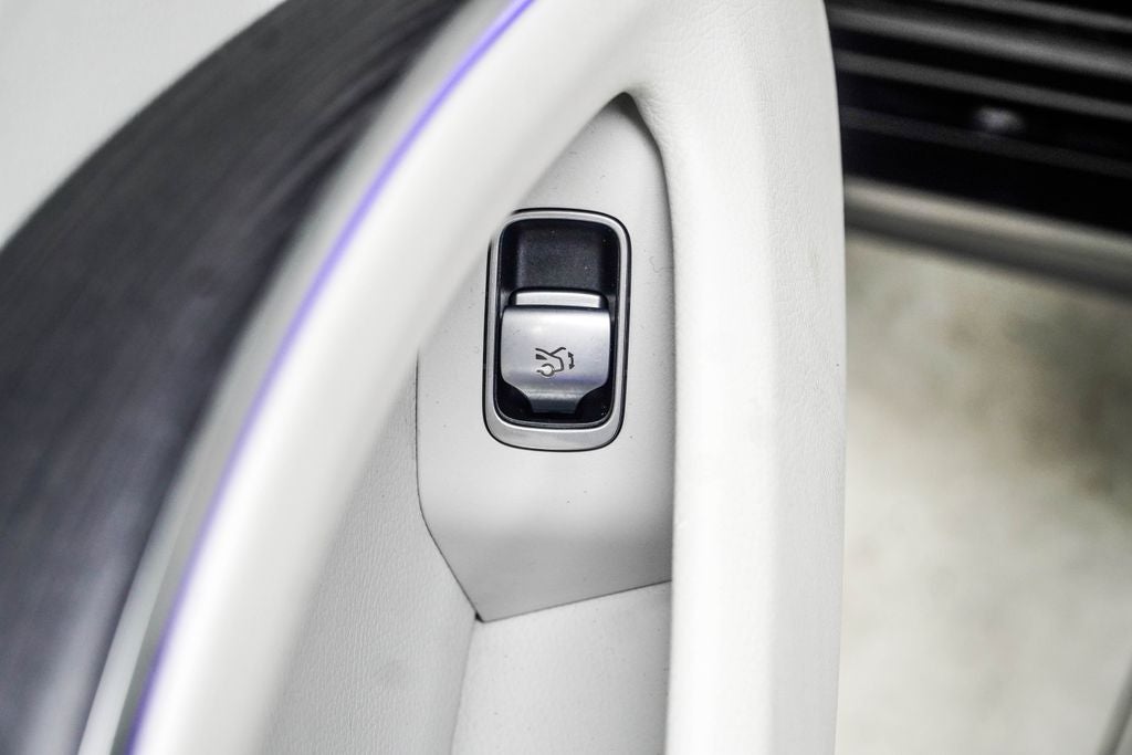 2023 Mercedes-Benz EQS 450 Base
