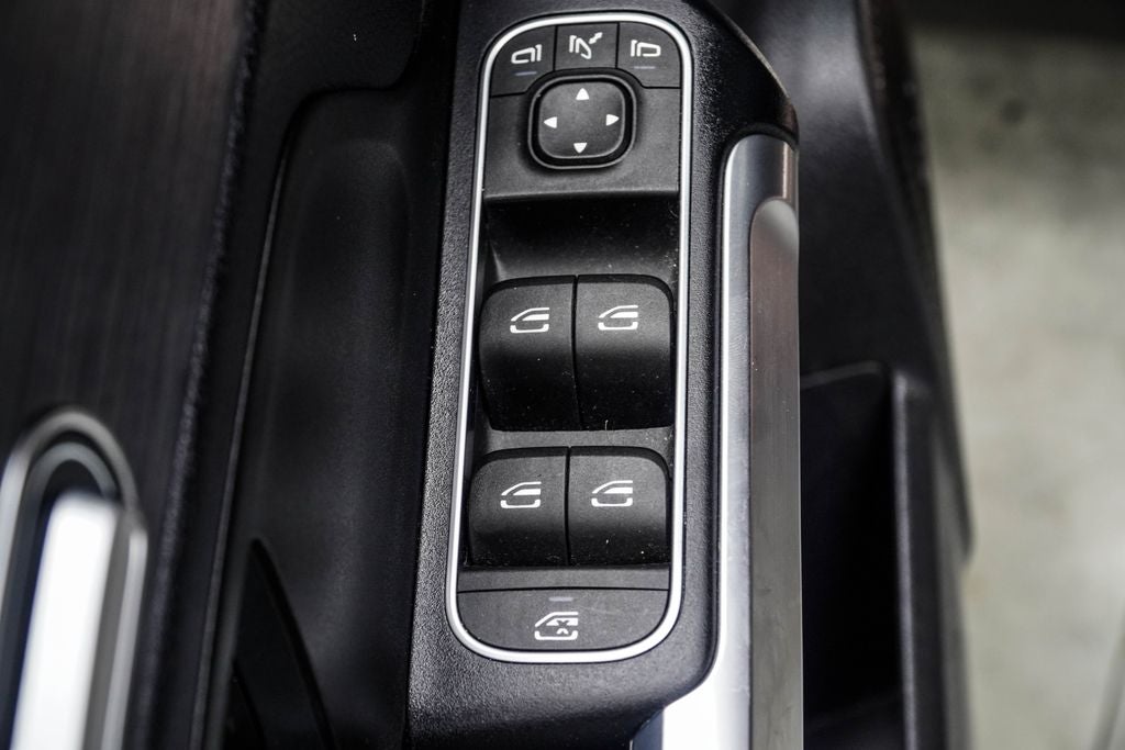 2023 Mercedes-Benz EQB 300 4MATIC®