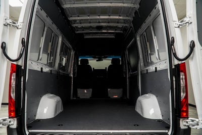 2020 Mercedes-Benz Sprinter 2500 Cargo 144 WB
