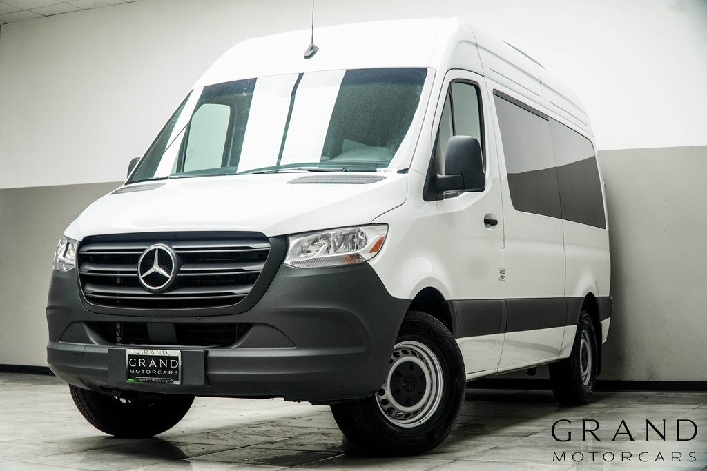 2024 Mercedes-Benz Sprinter 2500 Passenger 144 WB High Roof