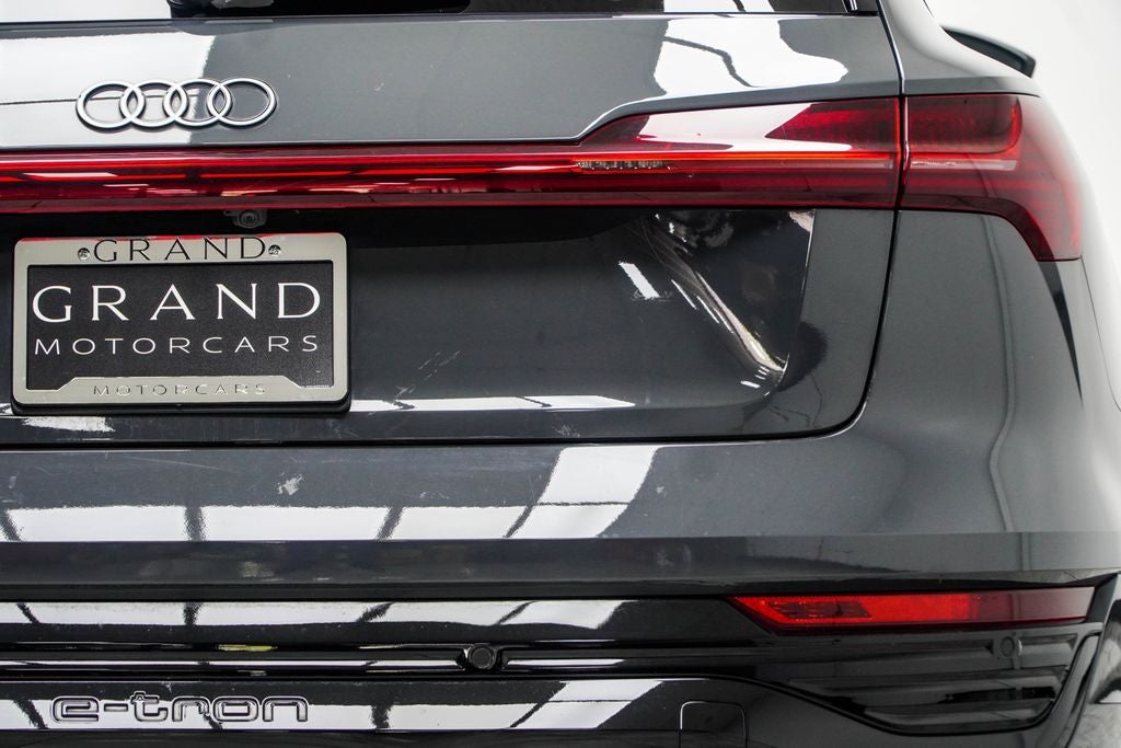 2024 Audi Q8 e-tron Premium Plus quattro