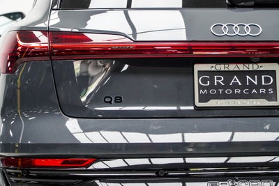 2024 Audi Q8 e-tron Premium Plus quattro