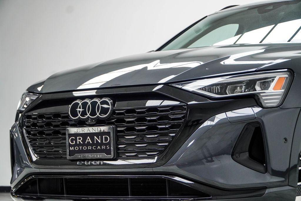 2024 Audi Q8 e-tron Premium Plus quattro
