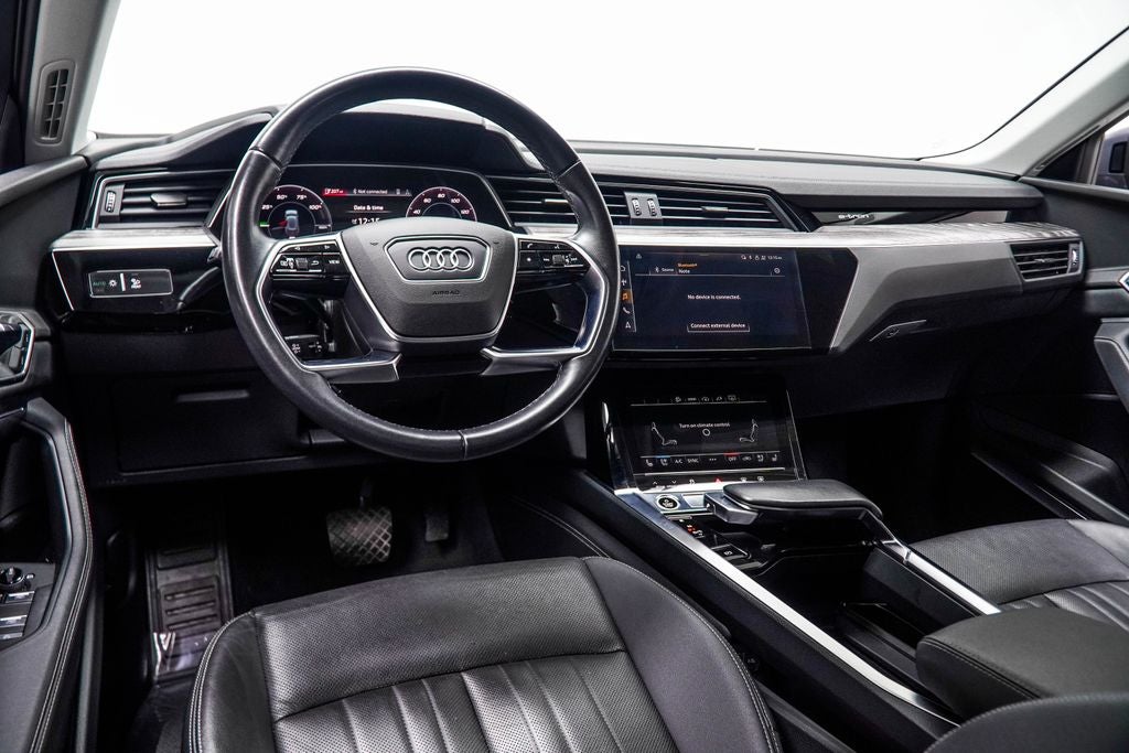 2024 Audi Q8 e-tron Premium Plus quattro