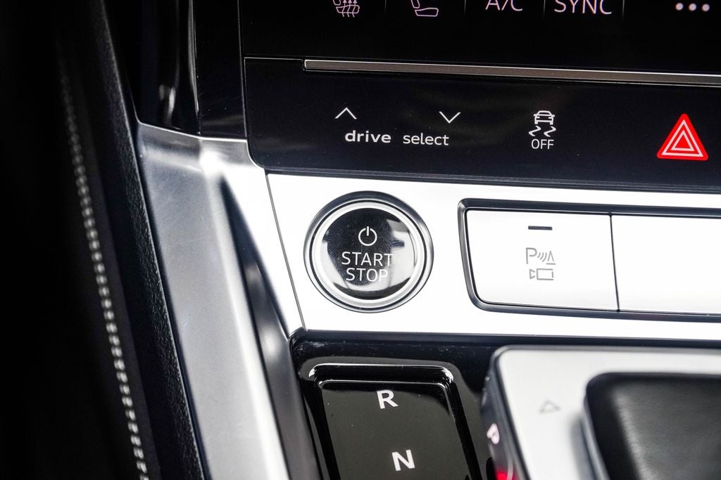 2024 Audi Q8 e-tron Premium Plus quattro