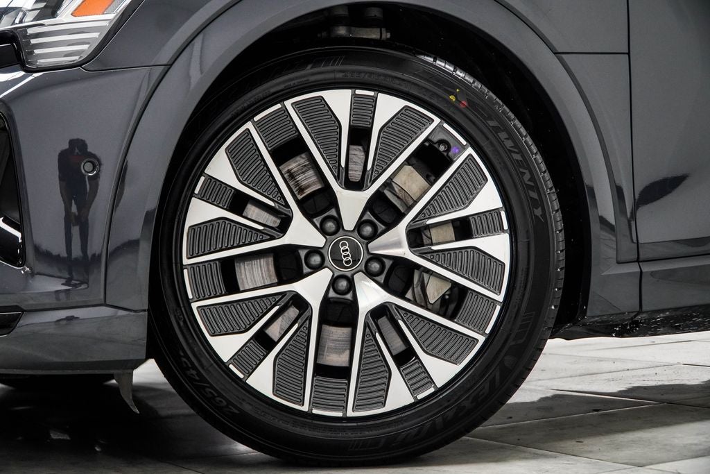 2024 Audi Q8 e-tron Premium Plus quattro