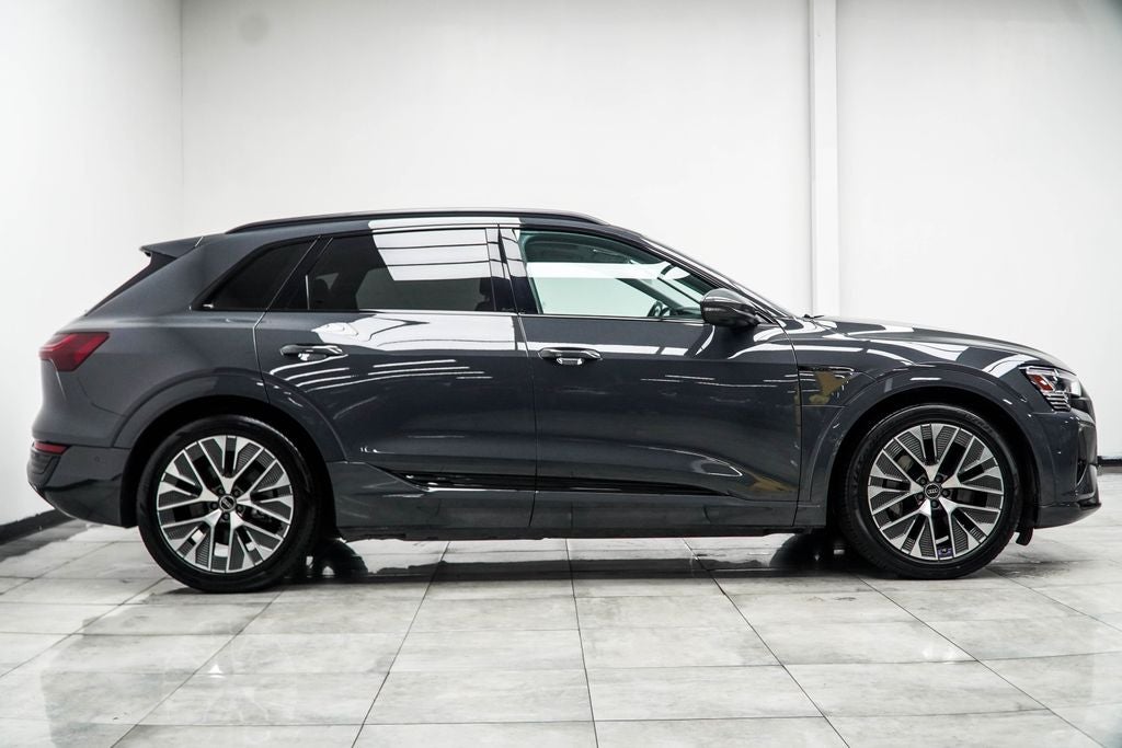 2024 Audi Q8 e-tron Premium Plus quattro