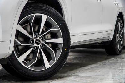 2024 Audi Q5 45 S line Premium quattro