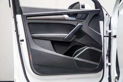2024 Audi Q5 45 S line Premium quattro