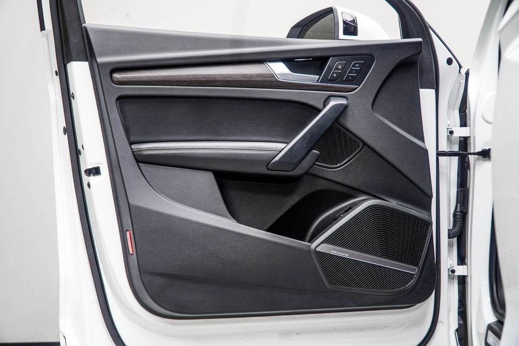 2024 Audi Q5 45 S line Premium quattro
