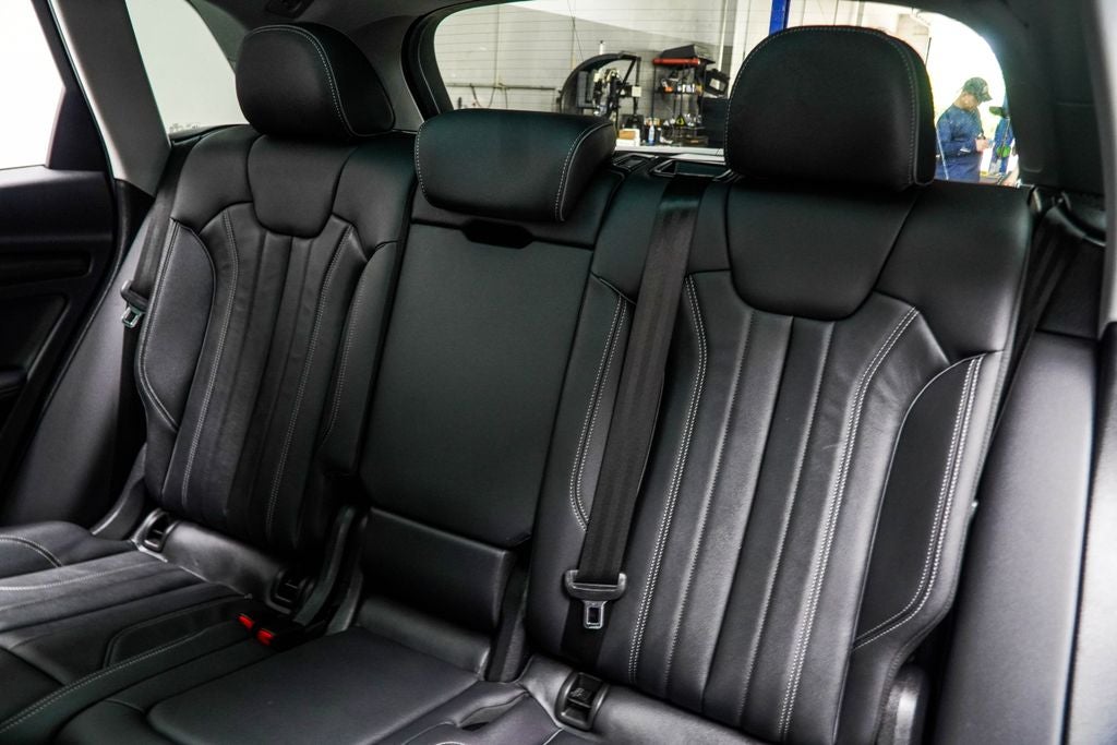 2024 Audi Q5 45 S line Premium quattro