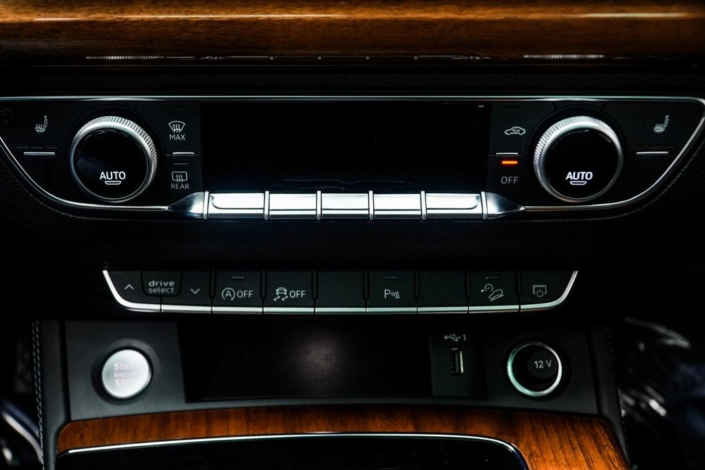 2023 Audi Q5 45 S line Premium quattro