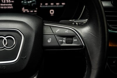 2023 Audi Q5 45 S line Premium quattro