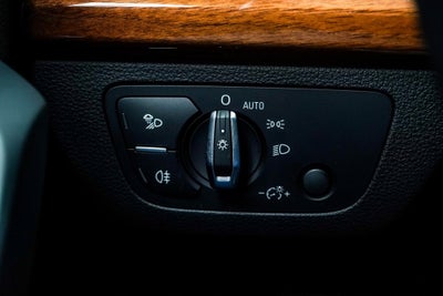 2023 Audi Q5 45 S line Premium quattro