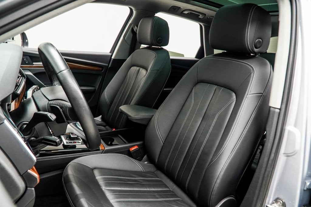 2023 Audi Q5 45 S line Premium quattro