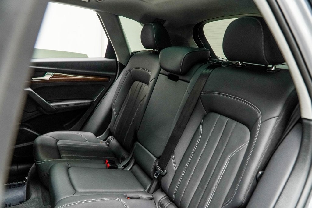 2023 Audi Q5 45 S line Premium quattro