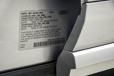 2023 Audi Q5 45 S line Premium quattro