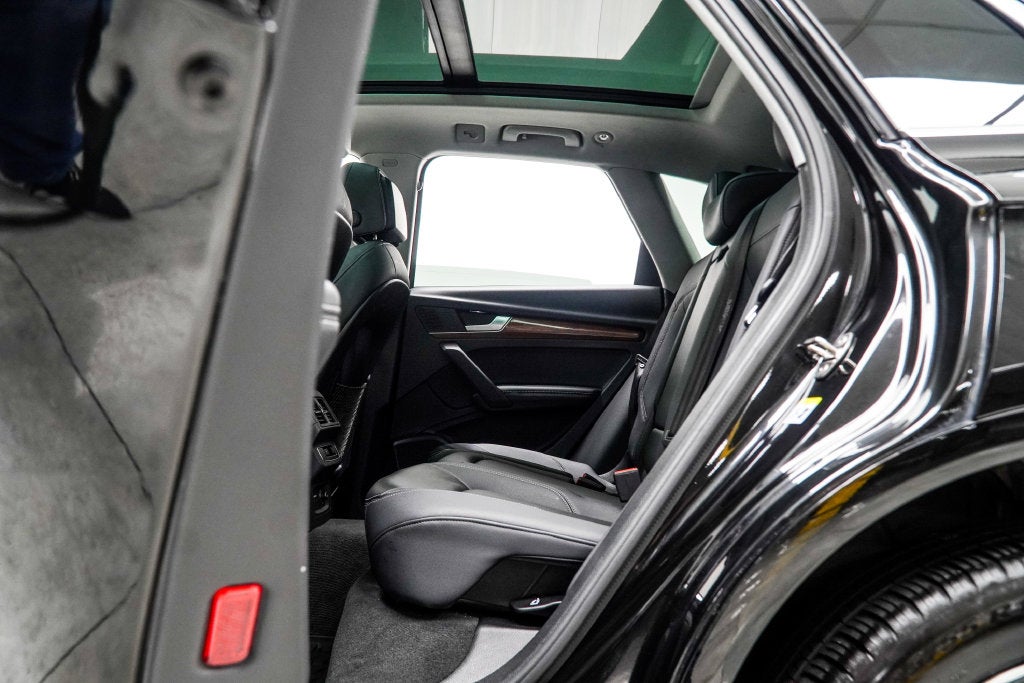 2023 Audi Q5 45 S line Premium quattro