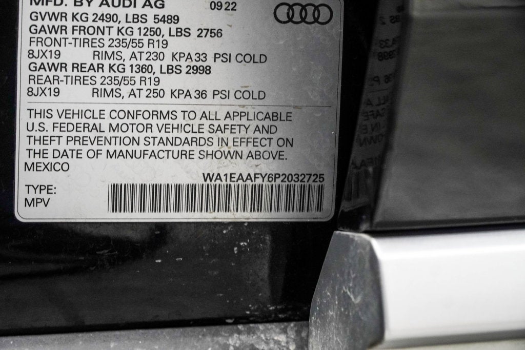2023 Audi Q5 45 S line Premium quattro