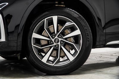 2023 Audi Q5 45 S line Premium quattro