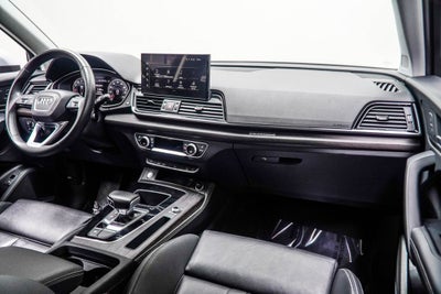 2024 Audi Q5 45 S line Premium quattro