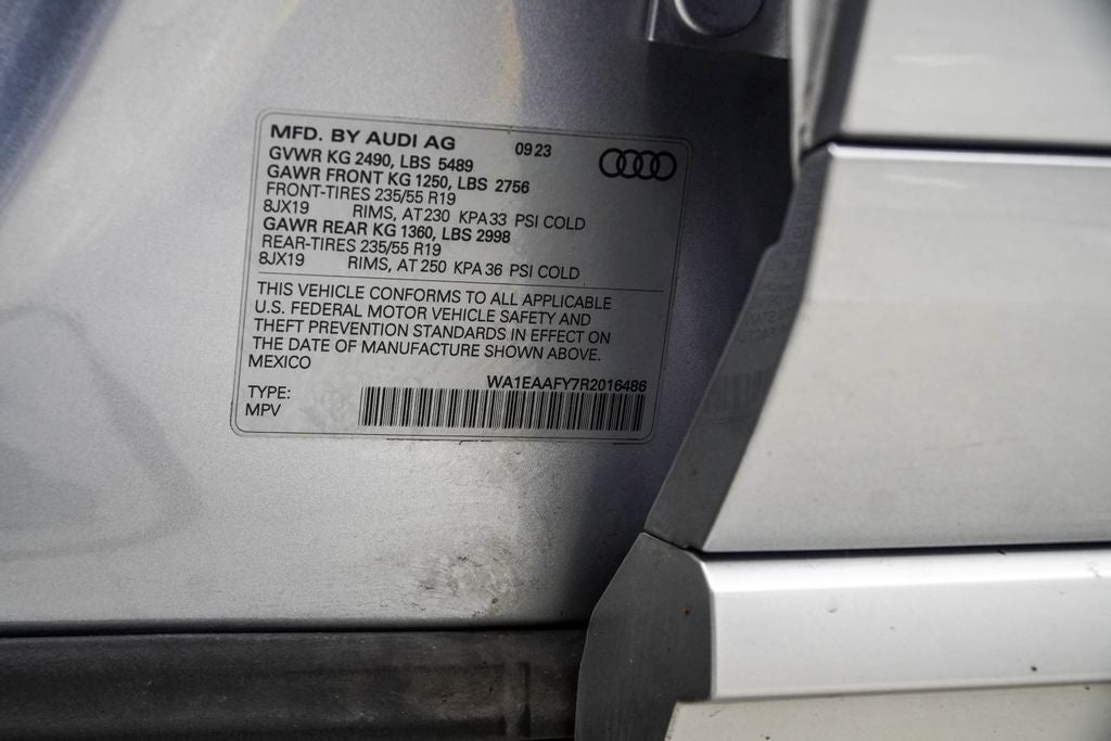 2024 Audi Q5 45 S line Premium quattro