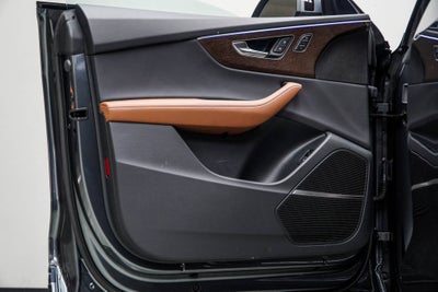 2025 Audi Q8 55 Premium Plus quattro