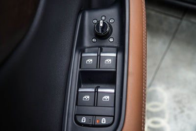 2025 Audi Q8 55 Premium Plus quattro