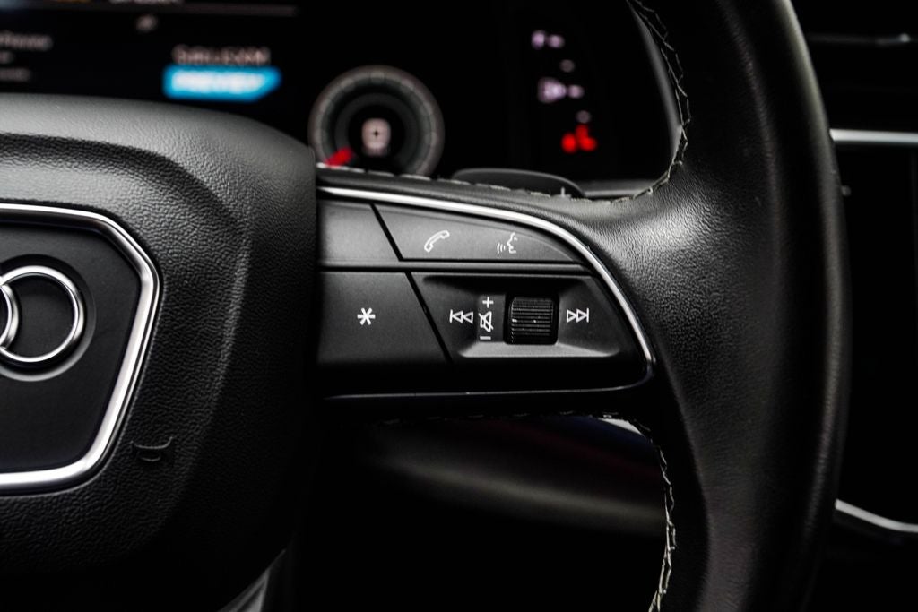 2023 Audi Q8 55 Premium Plus quattro