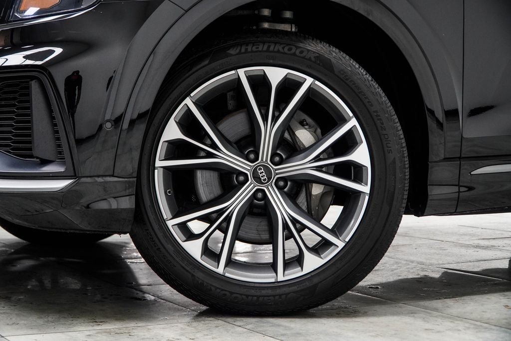 2023 Audi Q8 55 Premium Plus quattro