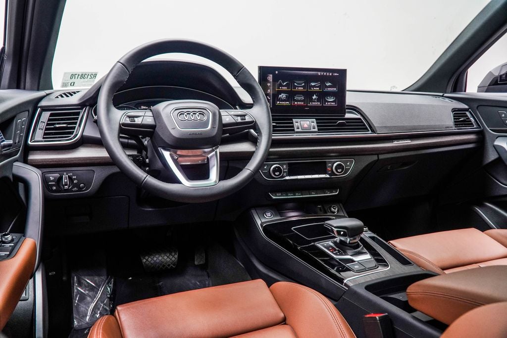 2024 Audi Q5 45 S line Premium quattro