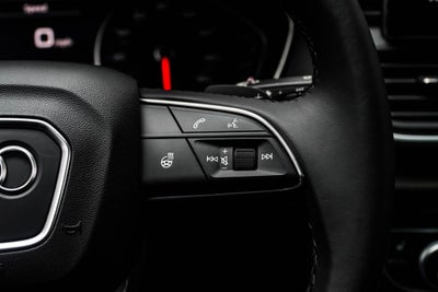 2024 Audi Q5 45 S line Premium quattro