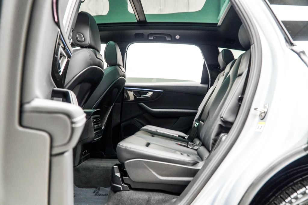 2025 Audi Q7 55 Premium Plus quattro