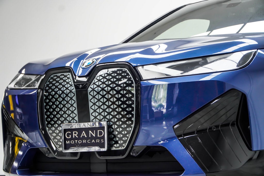 2025 BMW iX xDrive50