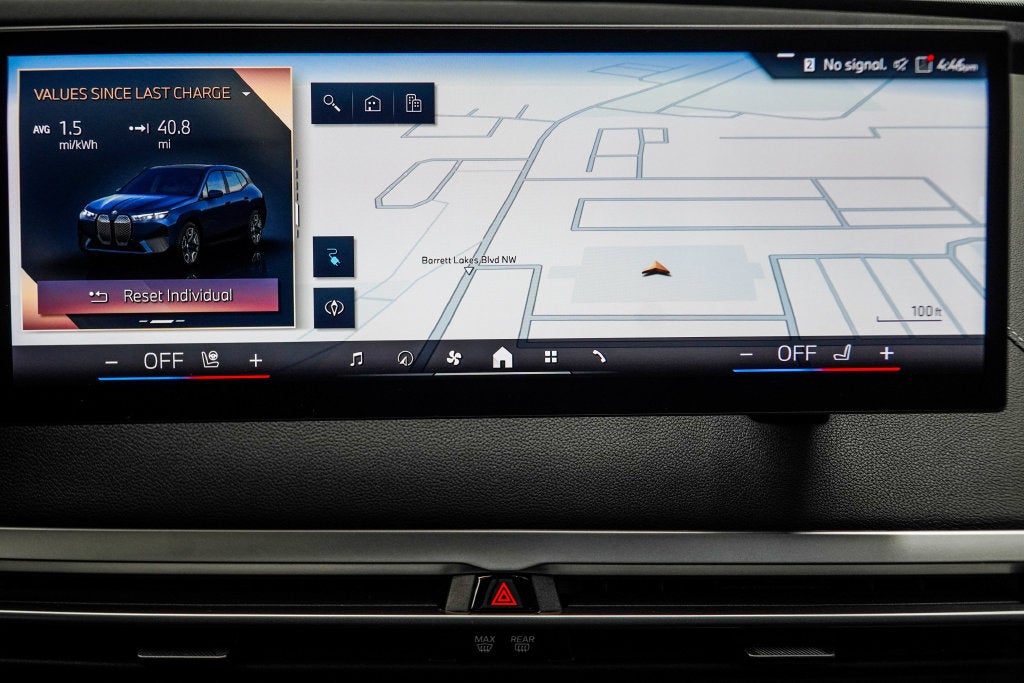 2025 BMW iX xDrive50