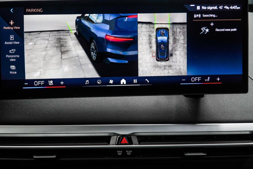 2025 BMW iX xDrive50